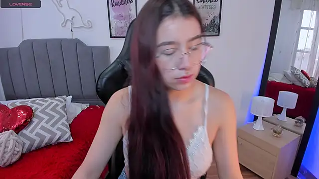 Amy joones online show from February 2026 12:09:01 PM