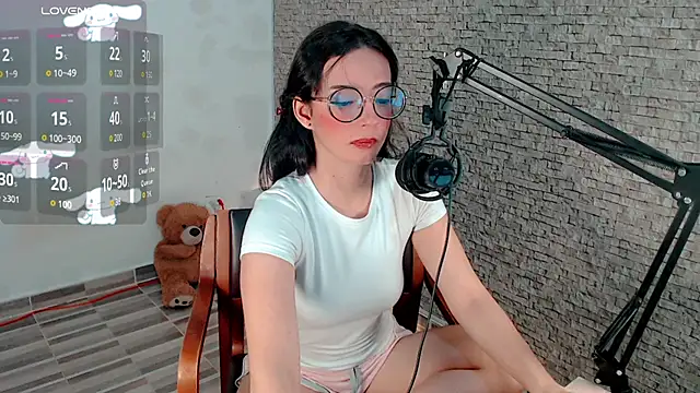 emma unu online show from July 2026 02:53:02 AM