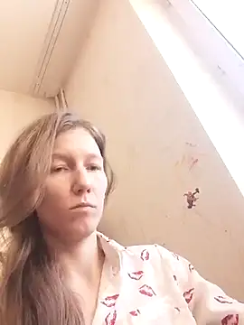 CatFerae online show from January 2025 10:44:01 AM