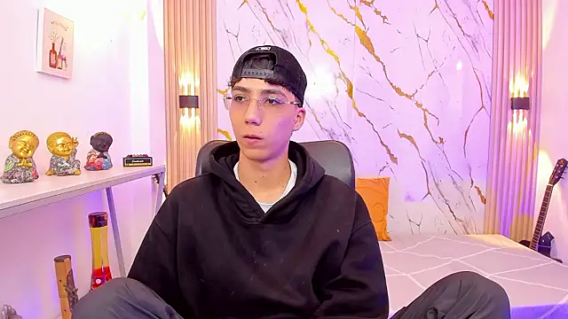 Nikolay Gregori online show from February 2026 03:48:01 AM