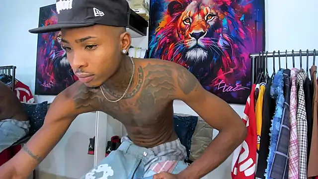 Pantera black 21 online show from October 2025 06:35:02 PM