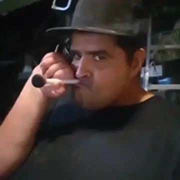 Miguel16i online show from May 2026 05:26:02 AM
