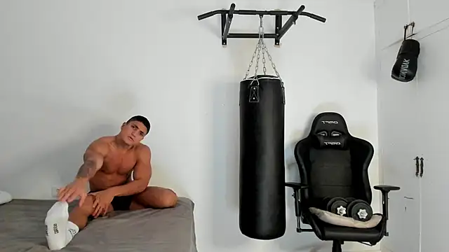 dan01  online show from November 2025 01:21:02 PM