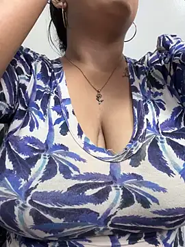 Snapshot of kalpanaaishaa chatting on April 2026 11:37:01 AM kalpanaaishaa online show from April 2026 11:37:01 AM