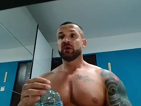 Magnificmuscles89 online show from March 2025 09:46:02 PM