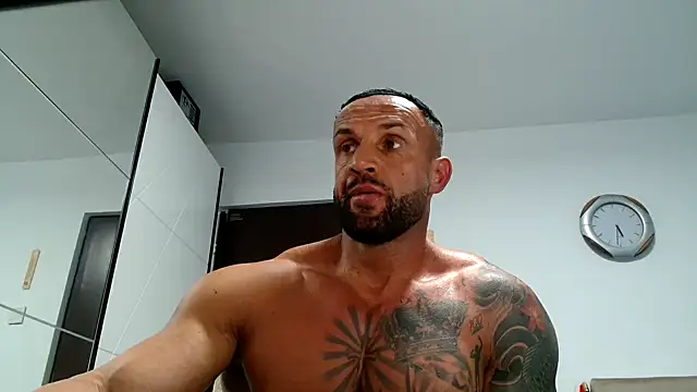 Magnificmuscles89 online show from November 2025 03:34:01 PM