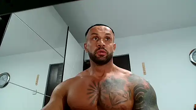 Magnificmuscles89 online show from November 2025 10:54:02 PM