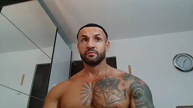 Snapshot of Magnificmuscles89 chatting on June 2026 10:33:02 PM Magnificmuscles89 online show from June 2026 10:33:02 PM