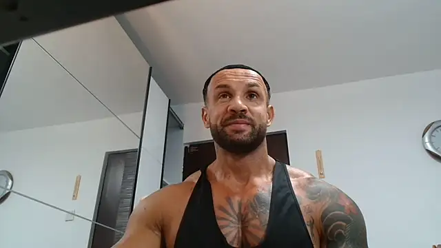 Snapshot of Magnificmuscles89 chatting on June 2026 08:58:02 AM Magnificmuscles89 online show from June 2026 08:58:02 AM