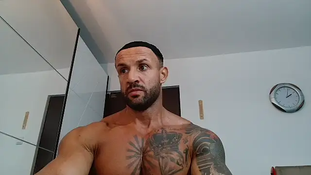 Snapshot of Magnificmuscles89 chatting on June 2026 11:01:02 AM Magnificmuscles89 online show from June 2026 11:01:02 AM