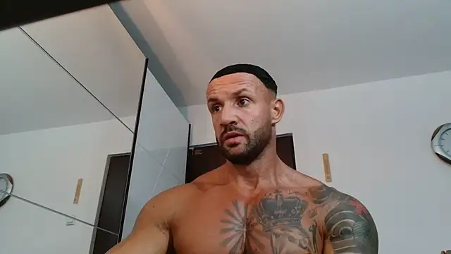 Snapshot of Magnificmuscles89 chatting on June 2026 10:25:01 AM Magnificmuscles89 online show from June 2026 10:25:01 AM