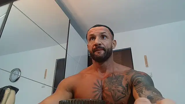 Snapshot of Magnificmuscles89 chatting on July 2026 09:16:02 AM Magnificmuscles89 online show from July 2026 09:16:02 AM