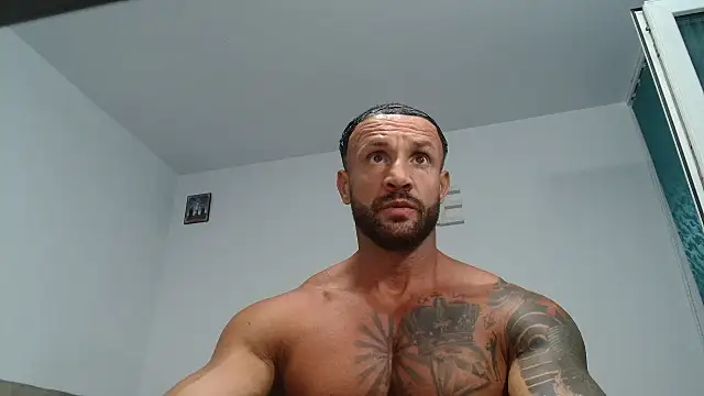 Snapshot of Magnificmuscles89 chatting on July 2026 09:33:02 PM Magnificmuscles89 online show from July 2026 09:33:02 PM