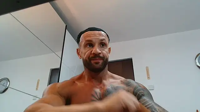 Snapshot of Magnificmuscles89 chatting on July 2026 07:49:02 PM Magnificmuscles89 online show from July 2026 07:49:02 PM
