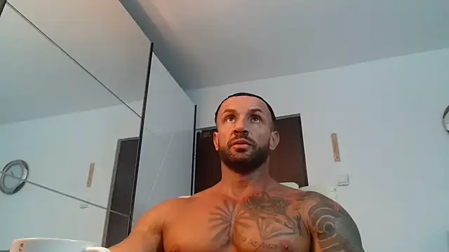 Snapshot of Magnificmuscles89 chatting on July 2026 10:32:02 AM Magnificmuscles89 online show from July 2026 10:32:02 AM