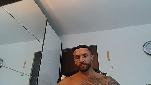 Snapshot of Magnificmuscles89 chatting on July 2026 03:07:01 PM Magnificmuscles89 online show from July 2026 03:07:01 PM