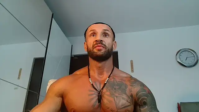 Snapshot of Magnificmuscles89 chatting on July 2026 04:17:01 PM Magnificmuscles89 online show from July 2026 04:17:01 PM