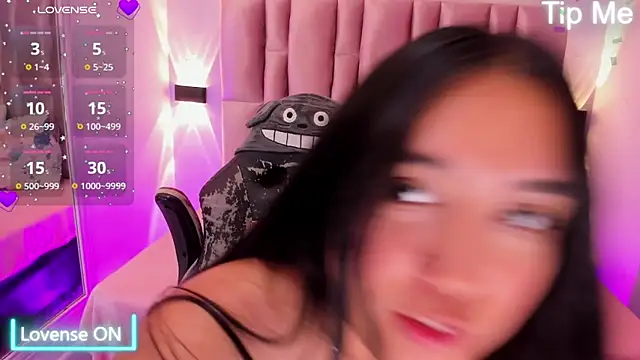 NikyBrookss online show from February 2026 03:01:01 PM