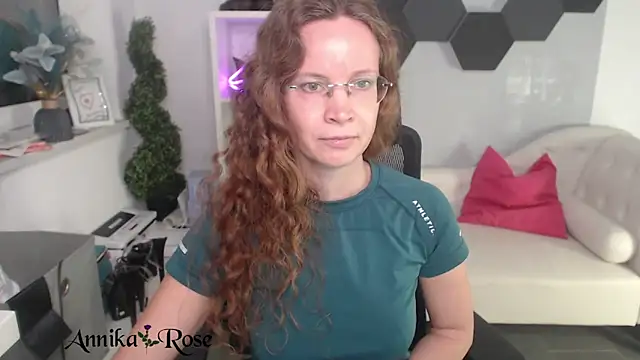 AnnikaRose online show from January 2025 08:43:01 PM