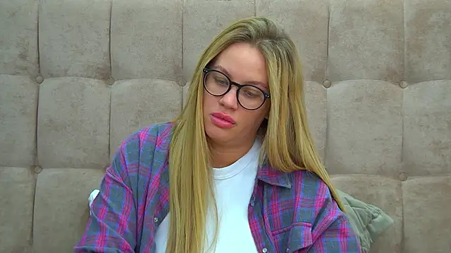 MariaNeumann online show from January 2025 03:31:01 AM