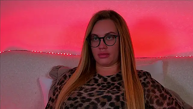 MariaNeumann online show from February 2025 12:37:02 PM