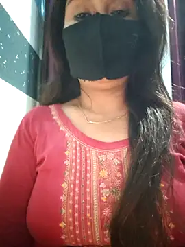 Aishwaryaa 69 online show from February 2025 03:42:02 PM