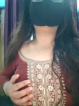 Aishwaryaa 69 online show from October 2025 04:32:02 AM