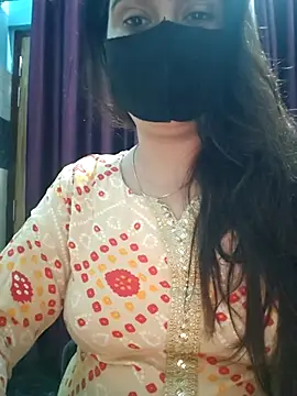 Aishwaryaa 69 online show from October 2025 04:21:02 AM