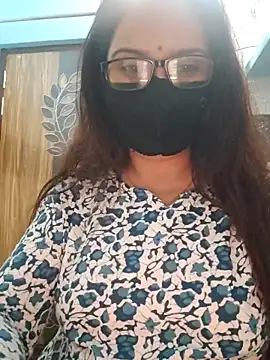 Aishwaryaa 69 online show from October 2025 11:22:02 AM