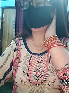 Aishwaryaa 69 online show from October 2025 02:26:01 AM