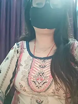 Aishwaryaa 69 online show from November 2025 08:25:02 AM