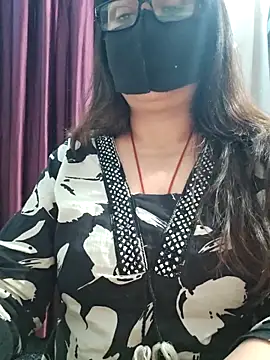 Aishwaryaa 69 online show from February 2026 04:41:01 PM