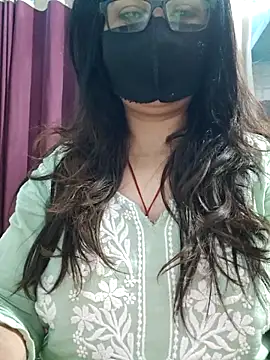 Aishwaryaa 69 online show from April 2026 02:26:02 AM