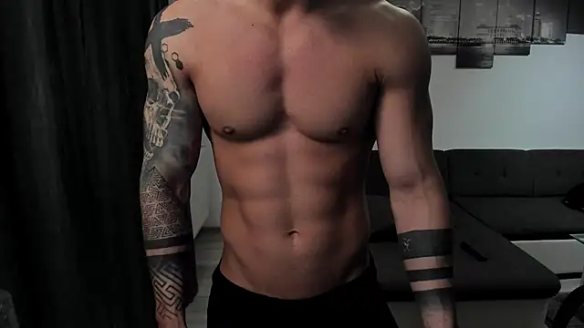 Richarddarell1 online show from December 2024 05:53:02 AM