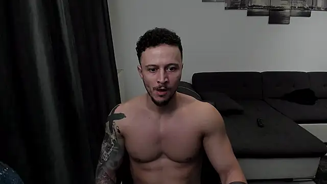 Richarddarell1 online show from February 2025 05:46:02 AM