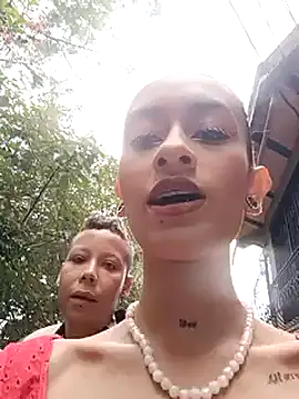 Rob and lizzy online show from December 2024 01:22:02 PM