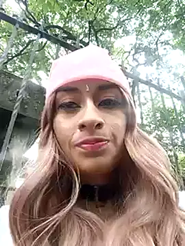 Rob and lizzy online show from December 2024 02:16:01 PM