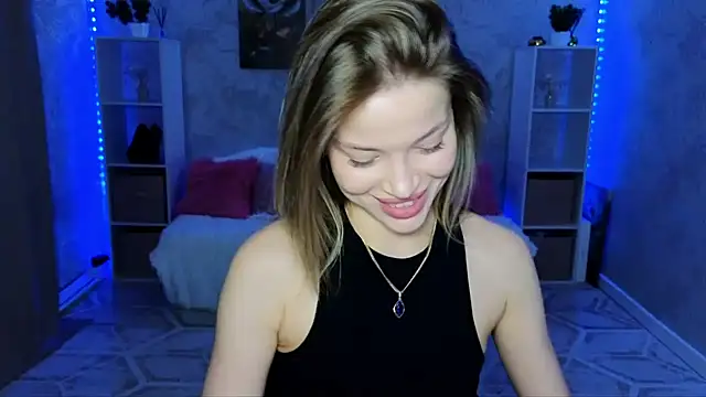 Snapshot of EmmyMills chatting on August 2026 09:06:01 PM EmmyMills online show from August 2026 09:06:01 PM