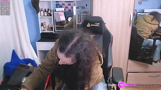 Snapshot of MemiKouki chatting on December 2024 07:22:02 PM MemiKouki online show from December 2024 07:22:02 PM