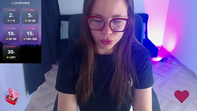 SharonR1 online show from April 2026 11:51:02 AM