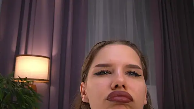 Elation Evy online show from November 2025 01:26:02 AM