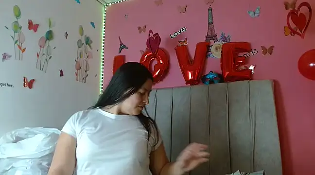 monickhot303av online show from February 2025 08:52:02 PM