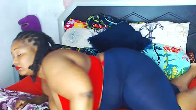 Snapshot of Bulkyyass chatting on March 2026 01:56:02 AM Bulkyyass online show from March 2026 01:56:02 AM