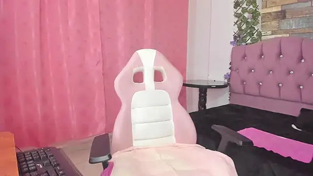 elizabeth mature23 online show from December 2024 01:46:01 PM