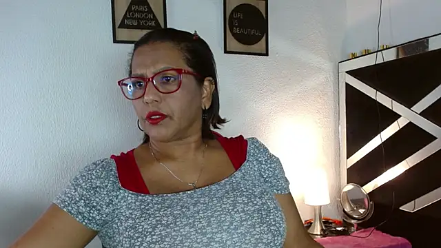 elizabeth mature23 online show from October 2025 04:06:02 PM