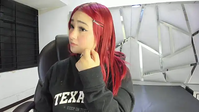 Catherinee69 x online show from January 2026 03:54:01 AM