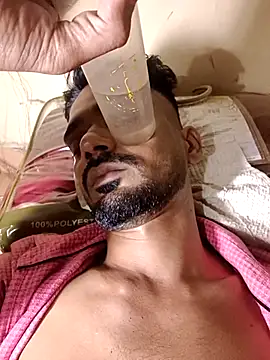 saggy1218 online show from December 2025 07:53:02 PM