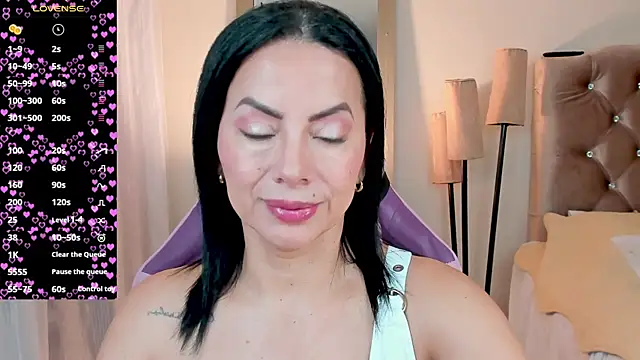 veronika naughty online show from October 2025 02:04:02 PM