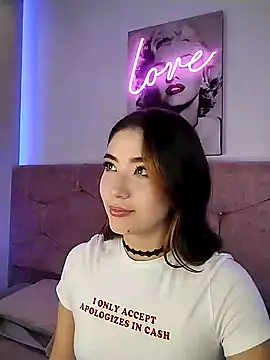 lunar leen online show from January 2025 09:59:01 PM