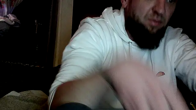 Snapshot of donhulio482 chatting on March 2025 07:38:02 PM donhulio482 online show from March 2025 07:38:02 PM